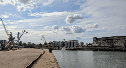 Grain silos' in the port